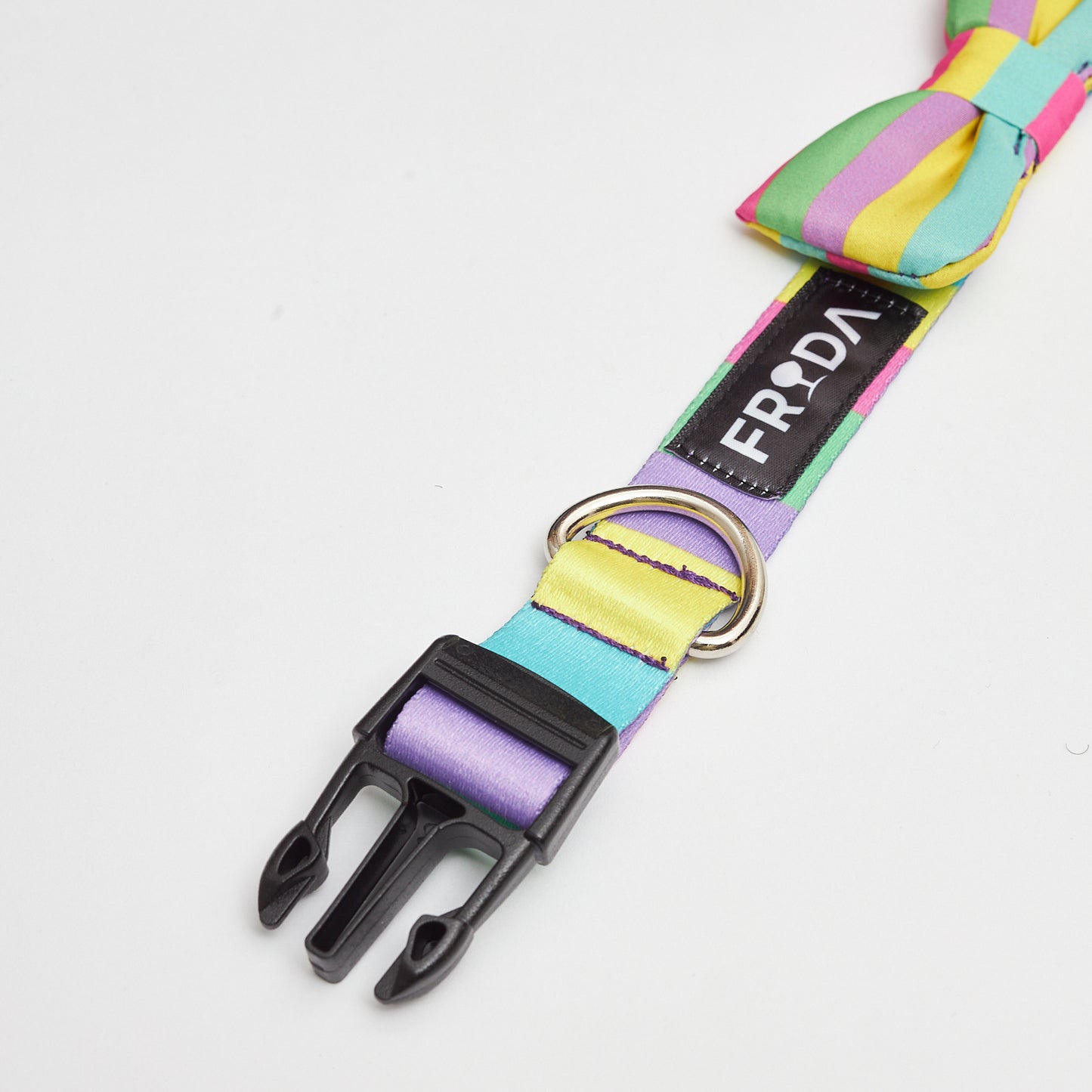 Collar Lineas Pastel